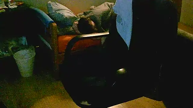 dado-hot12's cam snapshot