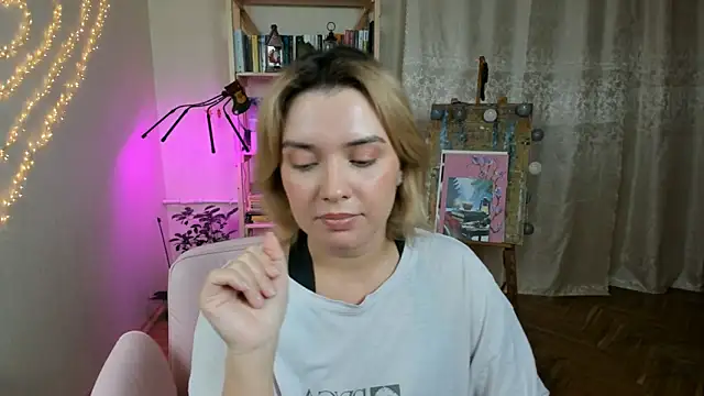 BrightDani's cam snapshot