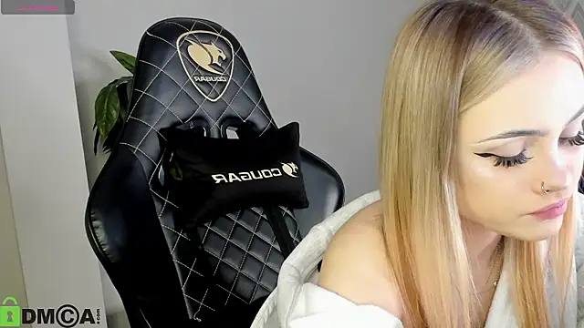 KarinaBroks's cam snapshot