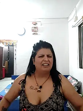 Jann_Riya333's cam snapshot