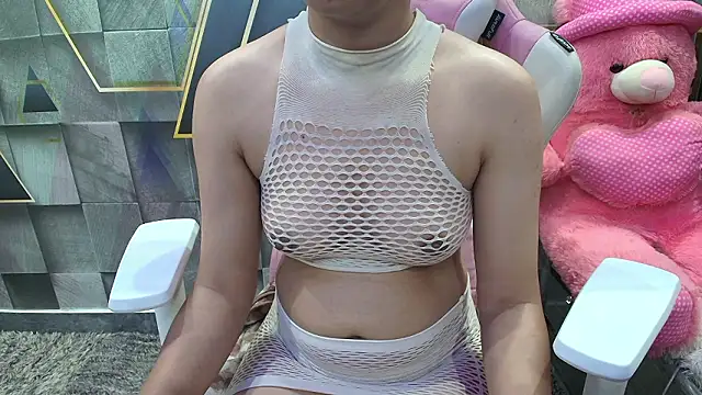 NymphoIsLive's cam snapshot