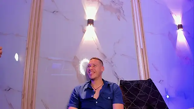 Aron_and_molly live sex cam