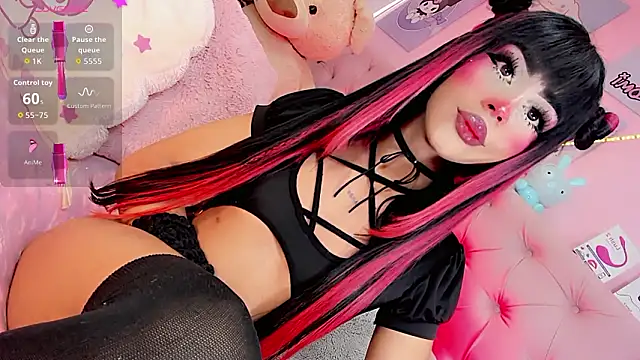 Cute_Roxxy live sex cam