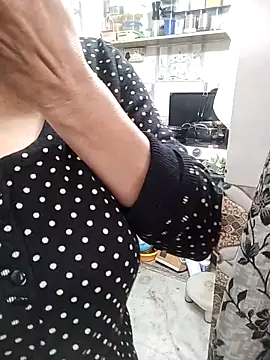 meenu_bhabhi547's cam snapshot