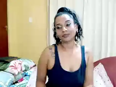 MiZzCreator live sex cam