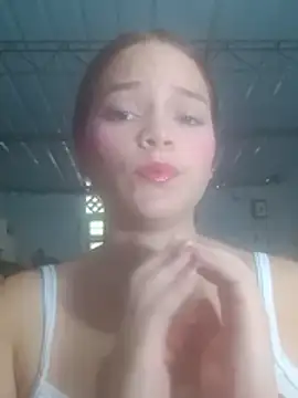 AdharaCusan's cam snapshot