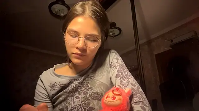 EdythRozier's cam snapshot