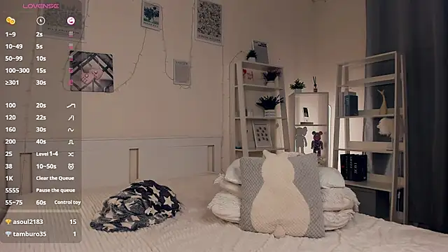 ZaraBluitt live sex cam