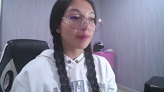 Evadeep_a live sex cam