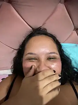 Bigostosa live sex cam