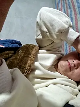 yoowwmr's cam snapshot