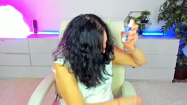 IrissMoon live sex cam