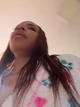 Ary_Coral555's cam snapshot