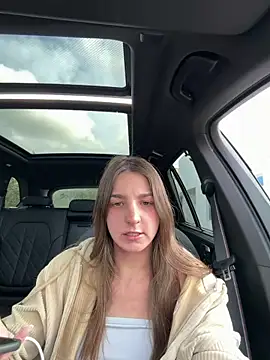 DoriDelux66 live sex cam