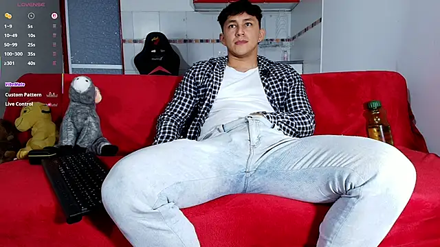 jacques_cardiet live sex cam