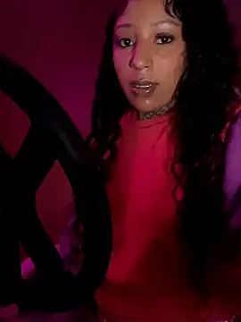 CrownedNyaries's cam snapshot