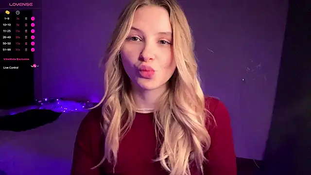 VibeVi's cam snapshot