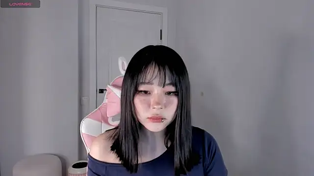 hee_young11's cam snapshot