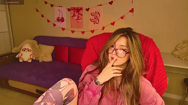 BellaSink live sex cam