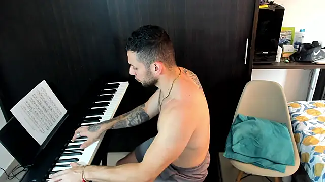 logan_smith live sex cam
