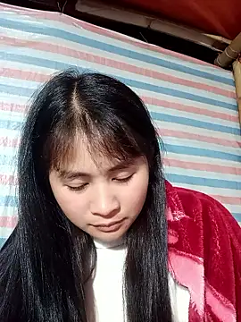 Him_MountainGirl live sex cam