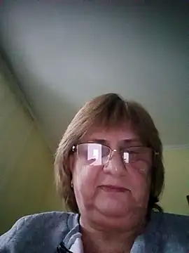 EmmaStar673's cam snapshot