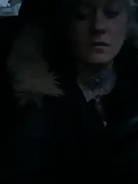 poussichienne live sex cam