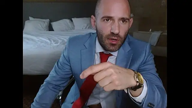 TheNakedPreacher live sex cam