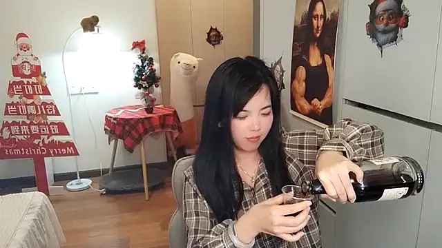 QIQI779 live sex cam