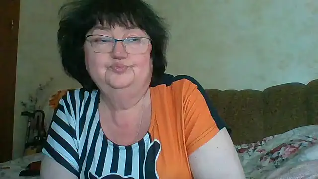 MilaSky5303's cam snapshot