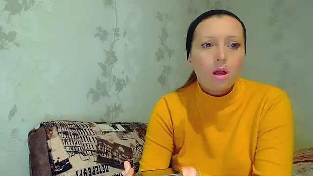 CrystallAngel's cam snapshot