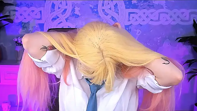 auroranelson's cam snapshot