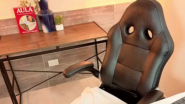 LiLLiAnderson's cam snapshot