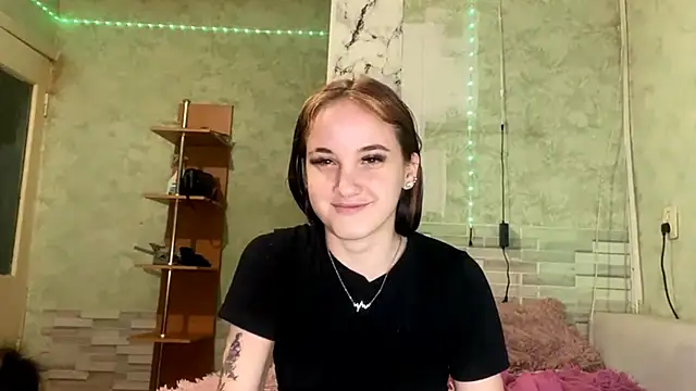 StacyHoyles's cam snapshot