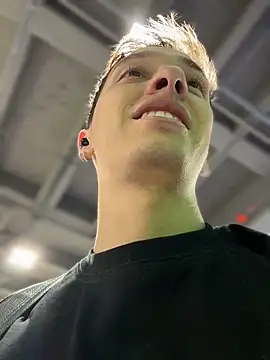 Thiago_jones live sex cam