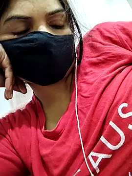 illay_love's cam snapshot