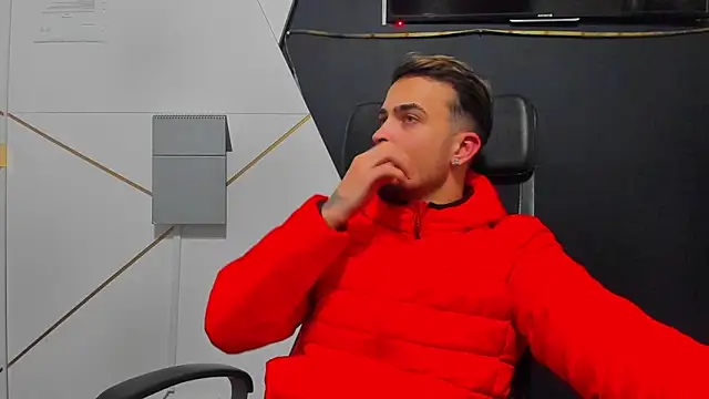 BrandonTate's cam snapshot