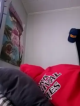 ChuckyyDee's cam snapshot