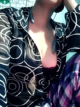 QuittingBiennial's cam snapshot