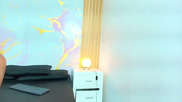 AprillRoss's cam snapshot