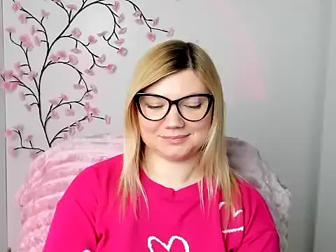 Lola_moree's cam snapshot