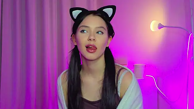 slyshypie's cam snapshot