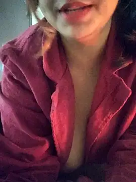 Love_heartss live sex cam