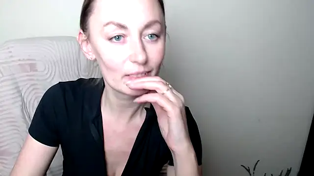 LiaSeass_ live sex cam