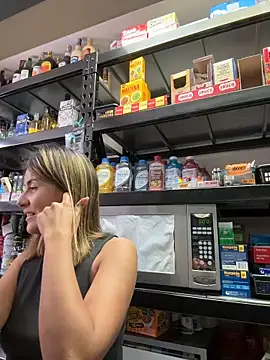 Andrea_19blonde live sex cam