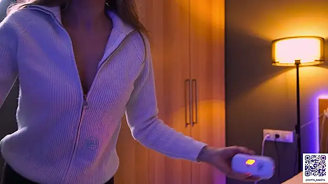 CottaDakota live sex cam