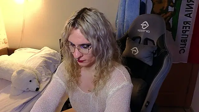 Lori_Myaf live sex cam