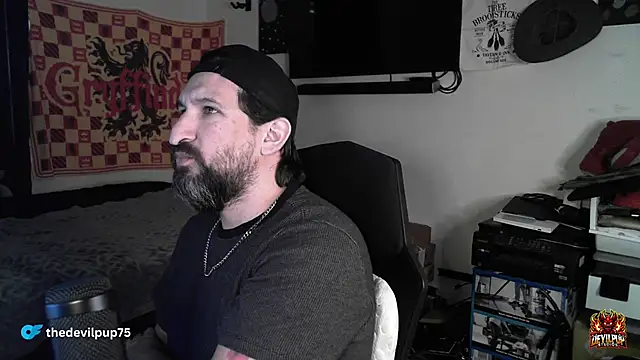 DevilPup75_ live sex cam