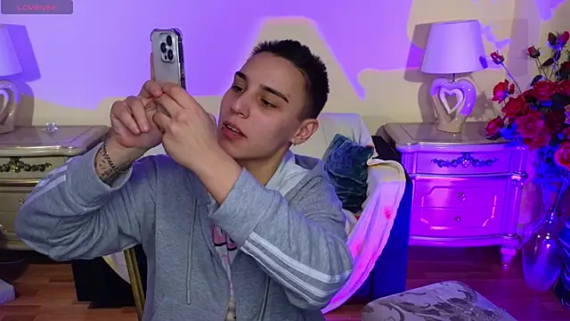 Escaped_Brides's cam snapshot