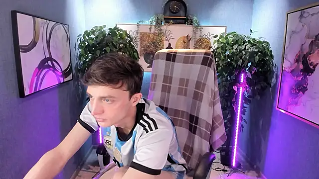 John_Weasley live sex cam